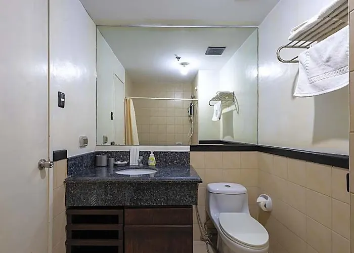 Hotel Raya P09 - Airport-side Penthouse