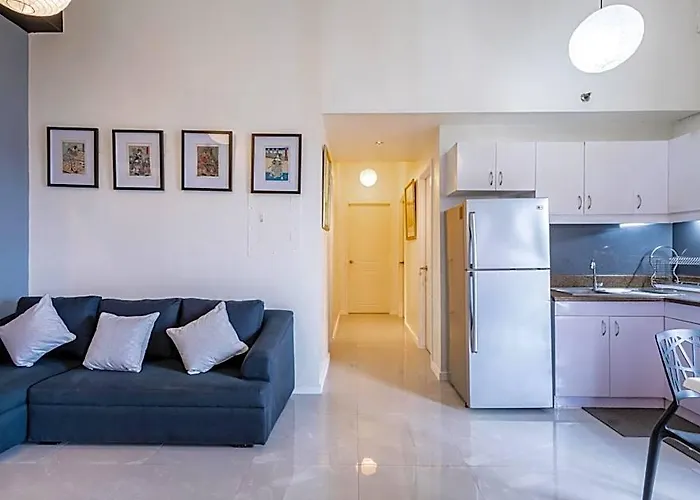 Raya P09 - Airport-side Penthouse 4* Manila