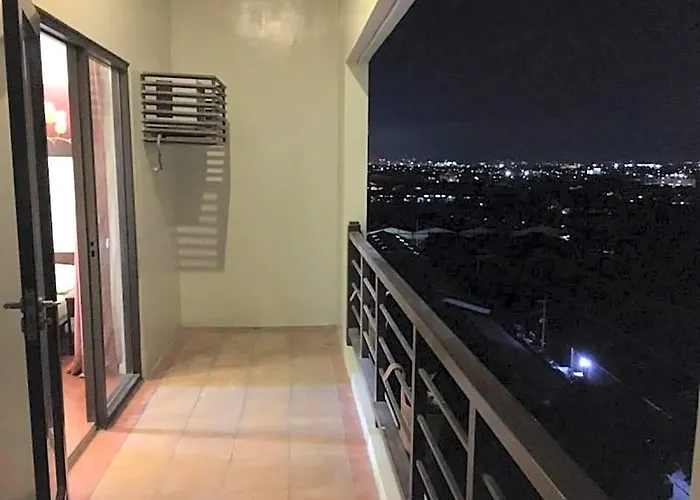 Hotel Raya P09 - Airport-side Penthouse