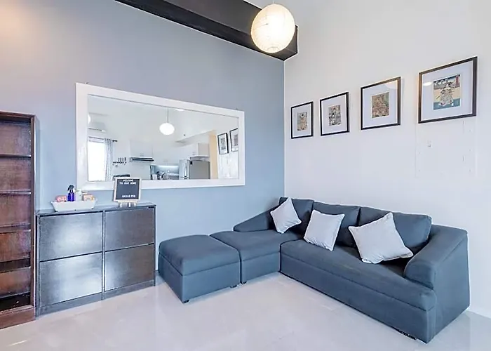 Hotel Raya P09 - Airport-side Penthouse 4*