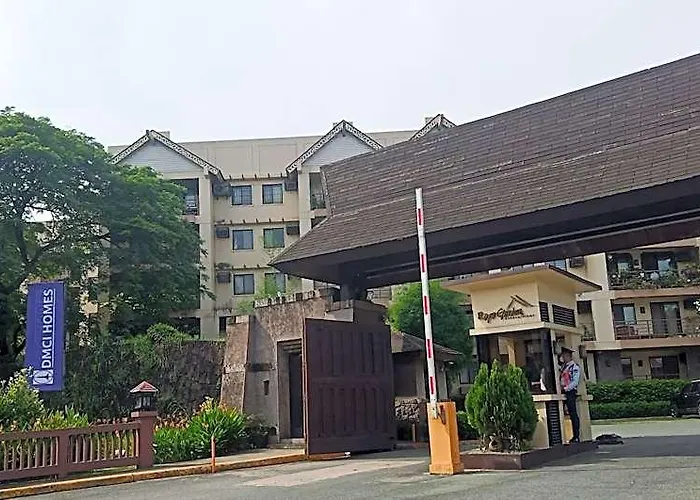Raya P09 - Airport-side Penthouse Hotel Manila